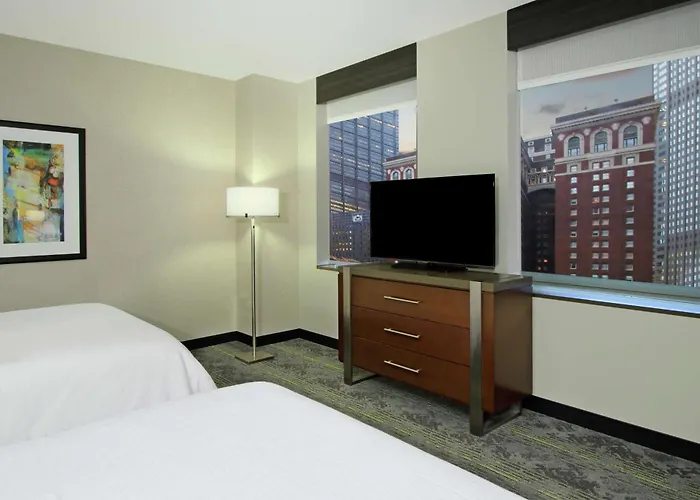 Hotel Embassy Downtown Pittsburgh