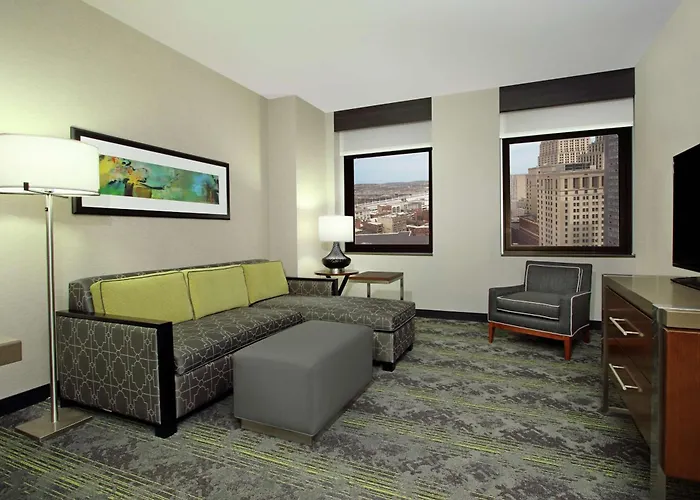 Embassy Downtown Hotel