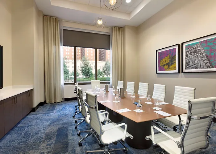 Embassy Downtown 4* Pittsburgh
