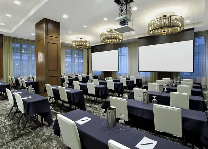 Embassy Downtown Hotel