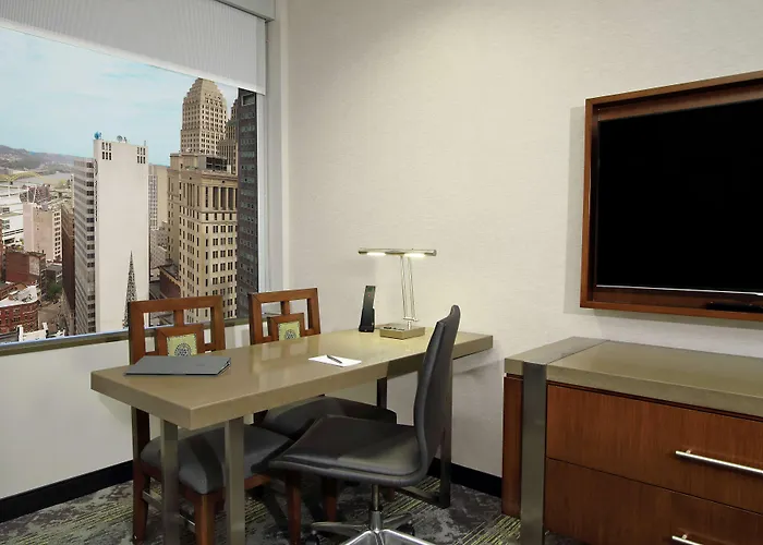 Embassy Downtown 4* Pittsburgh