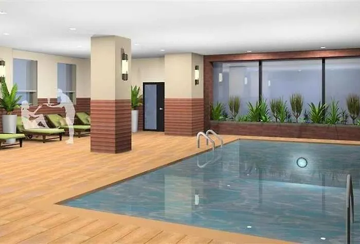 Embassy Downtown Hotel 4*