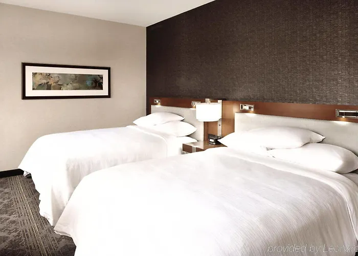Embassy Downtown Hotel 4*